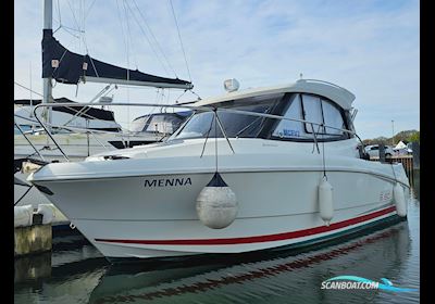 Beneteau Antares 6.80 Motor boat 2016, with Suzuki engine, United Kingdom