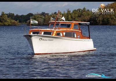 Feadship Akerboom Motor boat 1955, with Peugeot Idenor engine, The Netherlands