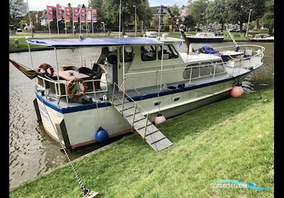 Feltz Werftbau Motor boat 1971, with 2x Mercedes 352.960 engine, Germany
