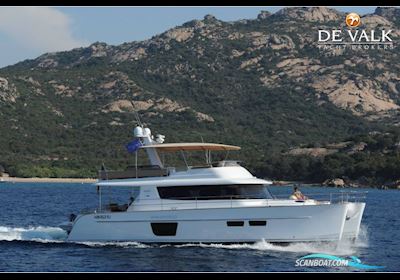 Fountaine Pajot Queensland 55 Motor boat 2011, with Volvo engine, France