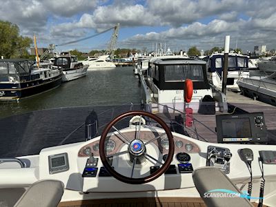 Galeon 330 Fly Motor boat 2007, with Volvo Penta engine, The Netherlands