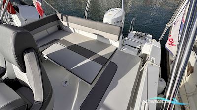 Jeanneau Cap Camarat 6.5 WA 3 Motor boat 2023, with Honda engine, France