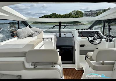 Jeanneau Leader 36 S Motor boat 2015, with Mercruiser 300 pk. engine, The Netherlands