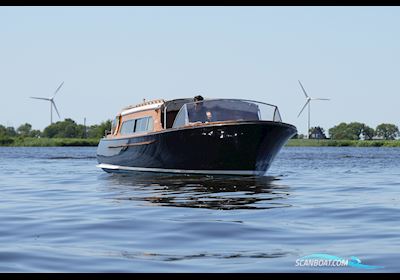 Kajuitmotorboot Taxi Boot Motor boat 1966, with Vetus engine, The Netherlands