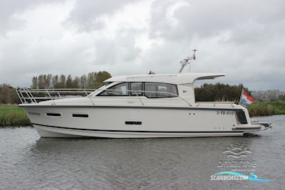 Nimbus 305 Coupe Motor boat 2015, with Volvo Penta engine, The Netherlands