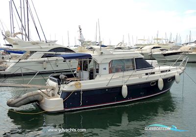 Nimbus 320 Coupe Motor boat 2002, with Yanmar engine, Greece