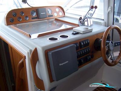 Nimbus 380 Commander Motor boat 2003, with 2 x Volvo Penta Kamd 43 Diesel engine, Denmark