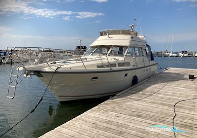 Nimbus 4000 Motor boat 1988, with Tamd 41 engine, Denmark