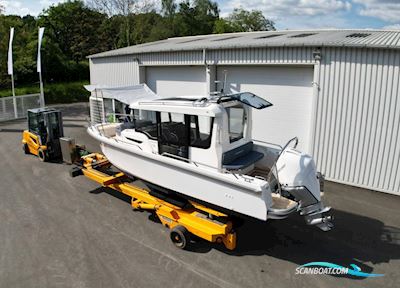 Nimbus C8 Motor boat 2021, with Mercury engine, Germany