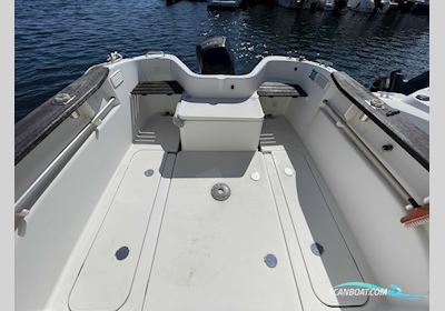 Quicksilver 640 PILOTHOUSE Motor boat 2006, with Mercury engine, France