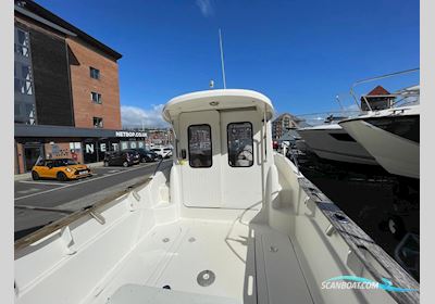 Quicksilver 640 Pilothouse Motor boat 2009, with Mariner engine, United Kingdom