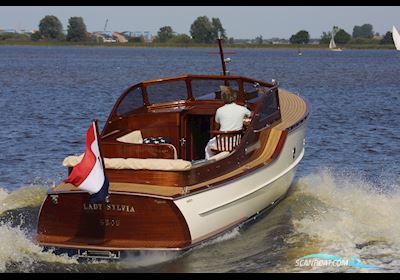 Rapsody R32 Classic Motor boat 2005, with Volkswagen engine, The Netherlands