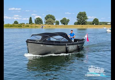 Stout 750 Motor boat 2015, with Suzuki engine, The Netherlands