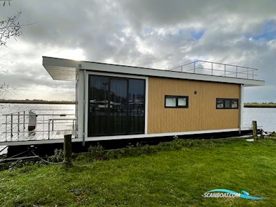 Vamos Met Ligplaats 46 Houseboat Motor boat 2021, The Netherlands