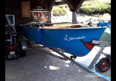 Veb Yachtwerft Berlin Plaue 601H Motor boat 1983, with Minn Kota engine, Germany