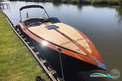 Walth Boats 900 Runabout Motor boat 2008, with Ilmor engine, Belgium