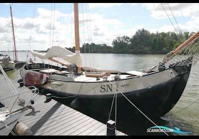 Barge Lemsteraak Motor sailor 2005, The Netherlands