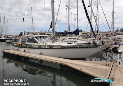 Coronet Elvström MS 38 Motor sailor 1977, with Volvo MD 22 engine, France