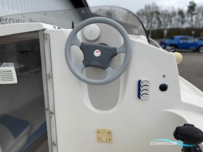 Ørnvik 520 Flamingo med 90 hk Mercury-DFI Optimax og Galaxy 1300 kg bådtrailer- Anvisningssalg Motorbåd 2007, med Mercury motor, Danmark