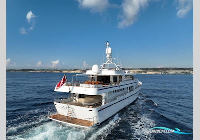38m Nicolini Motorbåd 1986, Kroatien