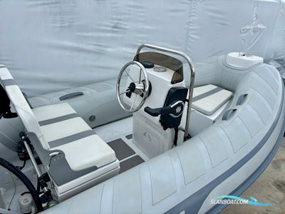 AB Inflatables Alumina 9.5 ALX Motorbåd 2022, med Suzuki ARL motor, Spanien