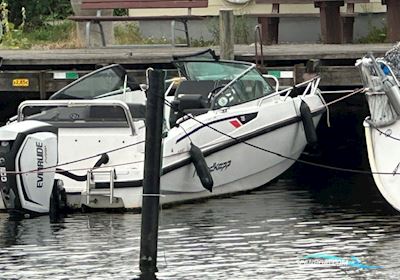 AVANT 705 Motorbåd 2019, med EVINRUDE motor, Sverige