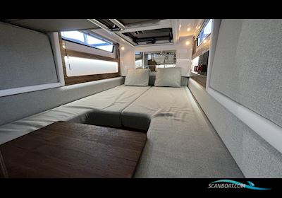 AXOPAR 28 Cabin Motorbåd 2023, Sverige