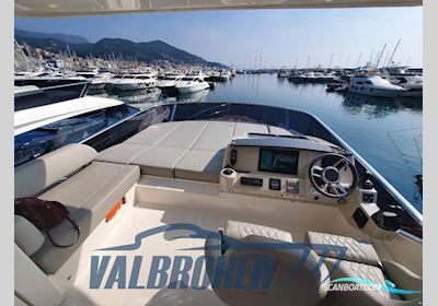 Absolute 47 Fly Motorbåd 2020, med Volvo Penta D6 IPS650 motor, Kroatien