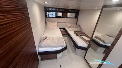 Absolute 52 HT - 2010 - Ips 600 Motorbåd 2015, med Volvo Penta Ips - 600 Joystick motor, Kroatien