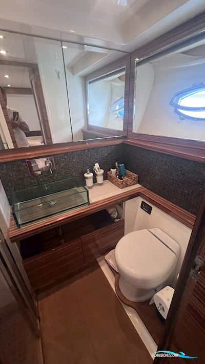 Absolute 52 HT - 2010 - Ips 600 Motorbåd 2015, med Volvo Penta Ips - 600 Joystick motor, Kroatien