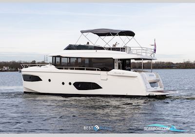 Absolute Navetta 52 Motorbåd 2020, med Volvo Penta is Een Zweeds Merk Dat Wereldwijd Bekendstaat om Betrouwbare en Krachtige Scheepsmotoren en Aandrijfsystemen. Ze Leveren Zowel Diesel- al motor, Holland