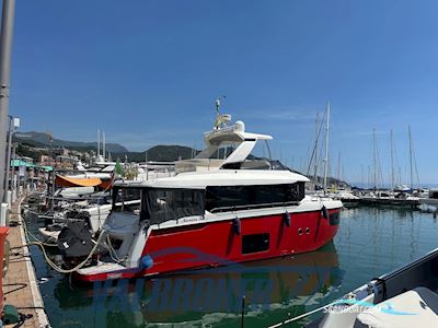 Absolute Navetta 52 Motorbåd 2016, med Volvo Penta D6 motor, Italien