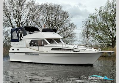 Altlantic 37B Motorbåd 1990, med Cummins motor, Holland