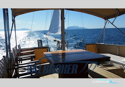 American Marine GRAND BANKS 49 CLASSIC Motorbåd 1982, med Caterpillar 3208 ASPIRATI motor, Italien