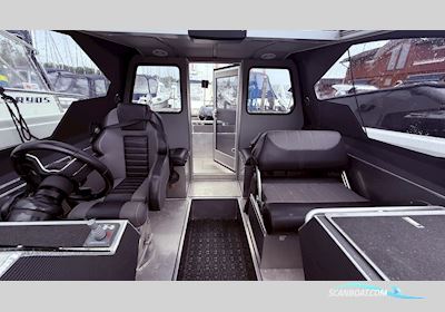 Anytec 747 Cab Motorbåd 2016, med Mercury motor, Sverige