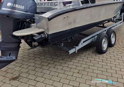 Anytec 750 Spd nedsat 20000 kr. Motorbåd 2016, med Yamaha F300 Betx motor, Danmark