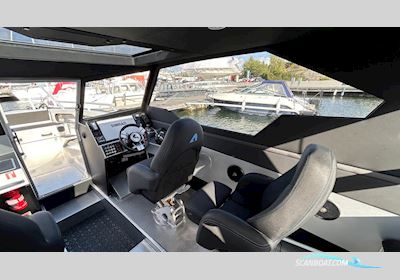 Anytec 868 Cab Motorbåd 2020, med Mercury motor, Sverige