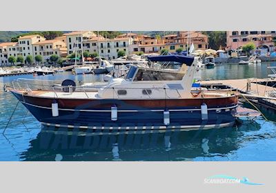 Apreamare Aprea 10 Semi Cabin Motorbåd 2001, med Yanmar 6LP-Ste motor, Italien