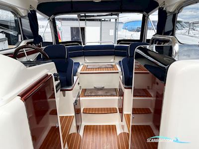 Aquador 22 HT Motorbåd 2009, med Mercruiser 4,3 Mpi A1 motor, Tyskland