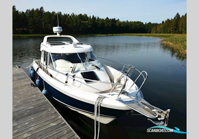 Aquador 25 C Motorbåd 2008, med Volvo Penta D4-300 motor, Finland