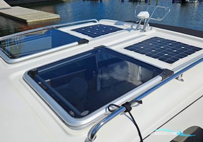 Aquador 25 HT Motorbåd 2019, med Mercruiser motor, Sverige