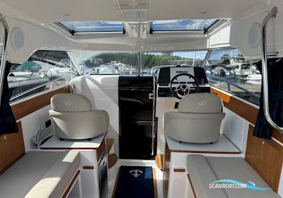 Aquador 25 HT Motorbåd 2021, med Mercruiser motor, Sverige