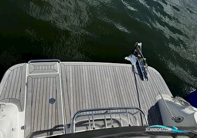 Aquador 25 HT Motorbåd 2021, med Mercruiser motor, Sverige