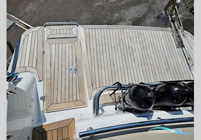 Aquador 25 HT Motorbåd 2022, med Mercury Mercruiser  4,5 L  Mpi motor, Sverige