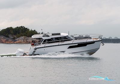 Aquador 300 HT Motorbåd 2024, med Mercury motor, Sverige