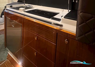 Aquador 300 HT Motorbåd 2024, med Mercury motor, Estland