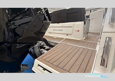Askeladden C83 Cruiser Motorbåd 2022, med Mercury 350 hk V10 Verado motor, Danmark