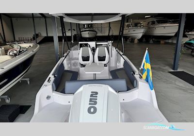 Axopar 25 Cross Top Motorbåd 2023, med Mercury motor, Sverige