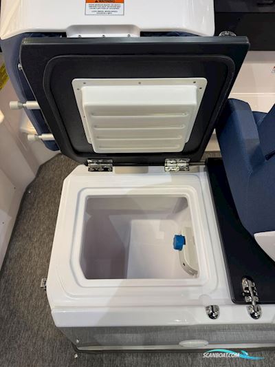 Axopar 29 Cross Cabin - Aft Cabin Motorbåd 2024, med Mercury motor, Tyskland