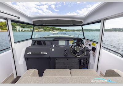 Axopar 37 Cross Cabin - U-Sofa Motorbåd 2025, med Mercury motor, Frankrig